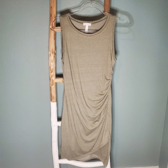 Leith ruched bodycon green tank dress - Picture 2 of 8